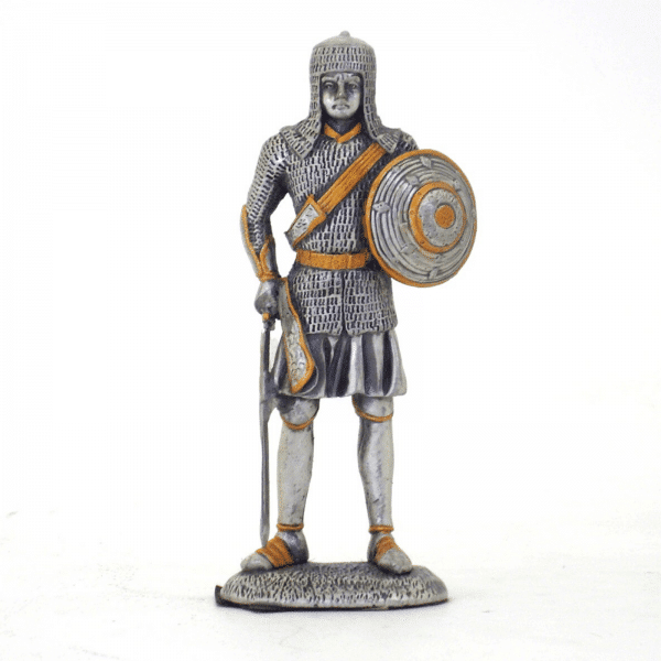 Figurine - Cavalier en armure avec son bouclier rond