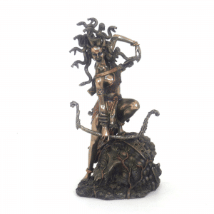 Figurine de la Gorgone dans la mythologie grecque