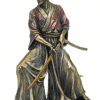 Figurine - Samourai en train de trancher avec son katana