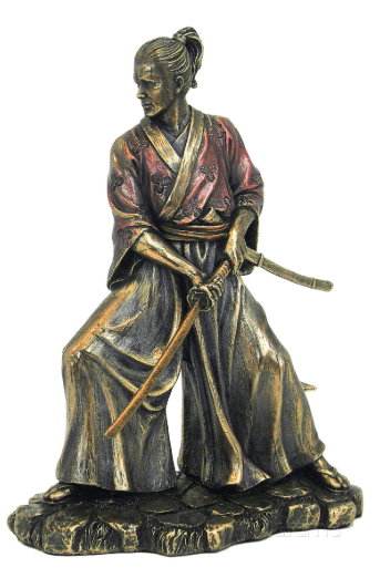 Figurine - Samourai en train de trancher avec son katana