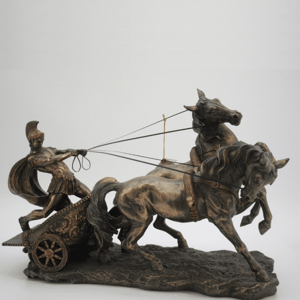 Grande figurine du prince juif Ben-Hur sur son chariot