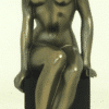 Figurine - Femme nue en pose artistique